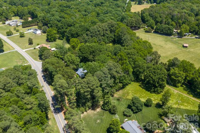5219 Crow Road, Mineral Springs, NC 28112