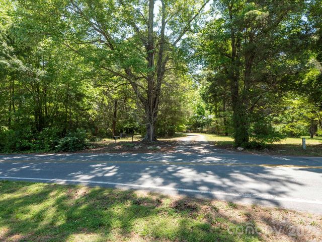 5219 Crow Road, Mineral Springs, NC 28112