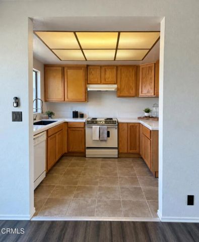 161 Mainsail Court, Port Hueneme, CA 93041