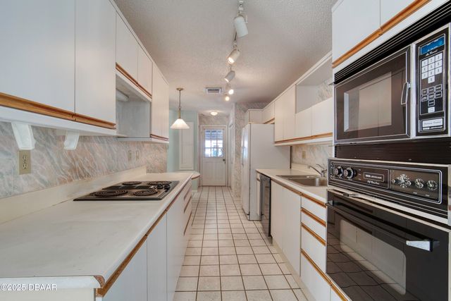 2964 Oceans Trace, Daytona Beach Shores, FL 32118