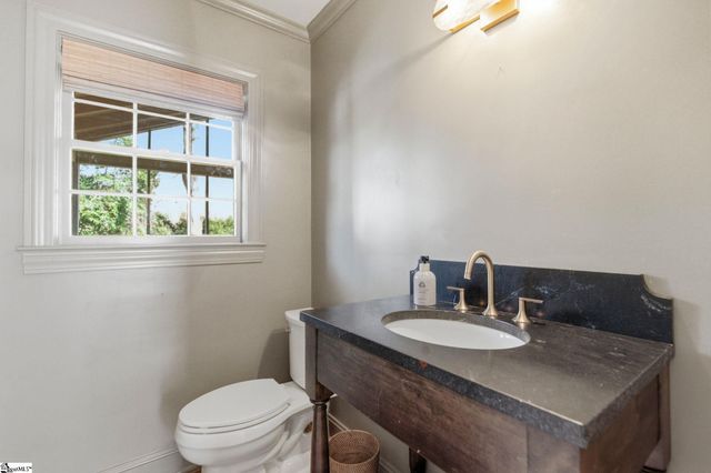 6 Broadmoor Drive, Greenville, SC 29615