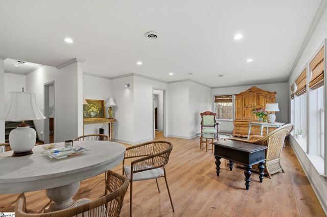 6 Broadmoor Drive, Greenville, SC 29615