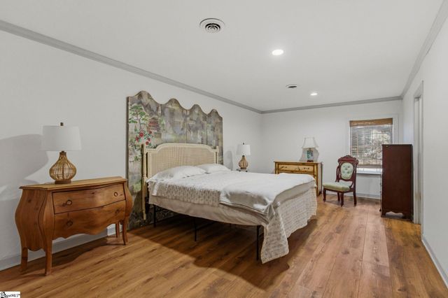 6 Broadmoor Drive, Greenville, SC 29615