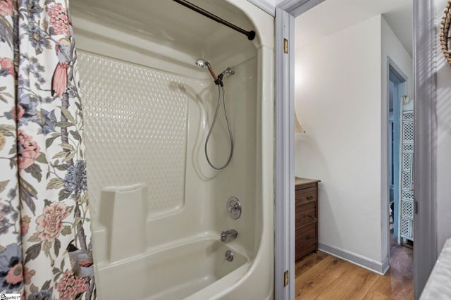 6 Broadmoor Drive, Greenville, SC 29615