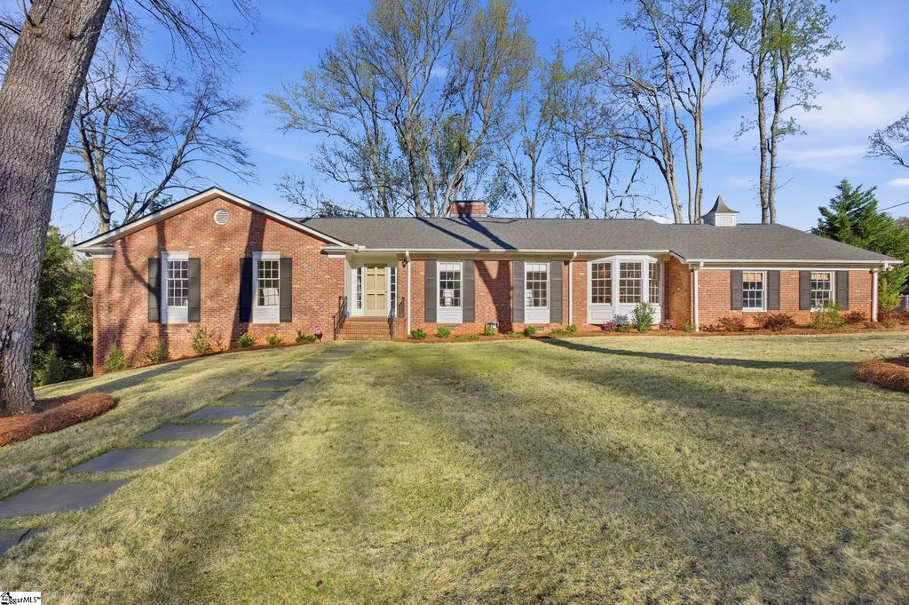 6 Broadmoor Drive, Greenville, SC 29615