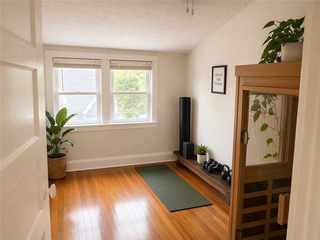 293 Sutton Avenue, East Providence, RI 02914