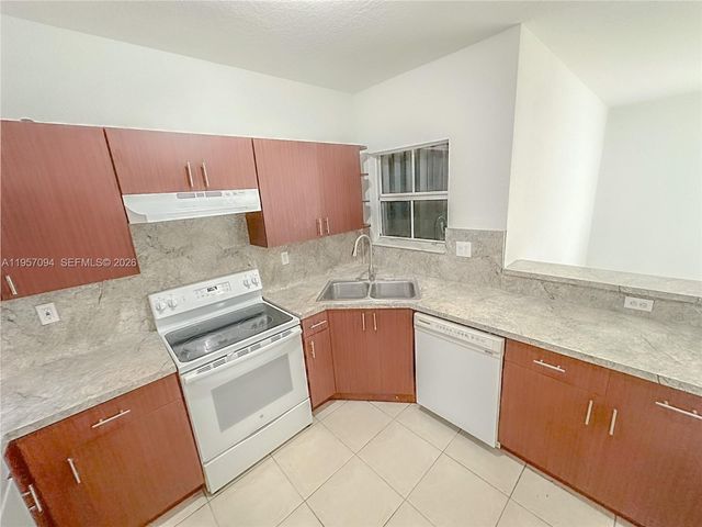 981 SW 6th Ct, Florida City, FL 33034