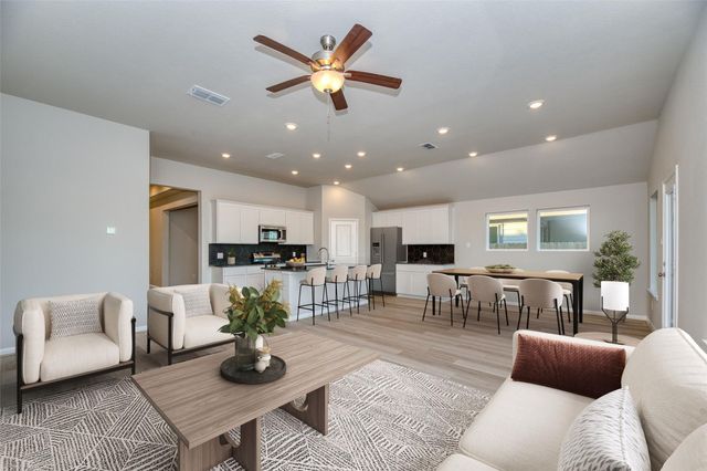 21115 Sunlight Grove Drive, Bonney, TX 77583