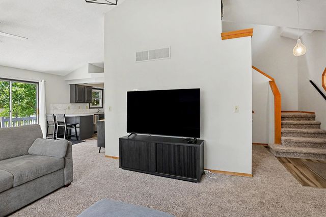 10013 E Bayley St, Wichita, KS 67207