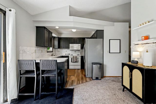 10013 E Bayley St, Wichita, KS 67207