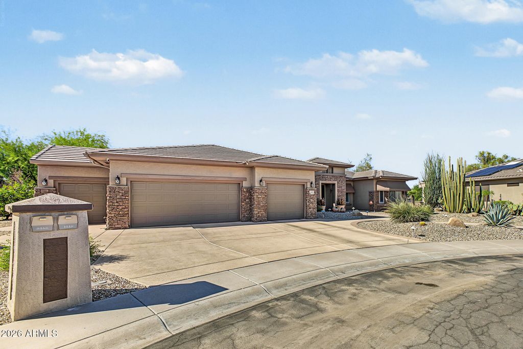 15442 W MIRAMONTE Court, Surprise, AZ 85374 — photo 3