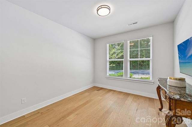 739 Beaty Street, Davidson, NC 28036