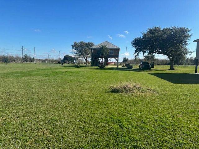 Big Lake Rd, Lake Charles, LA 70605