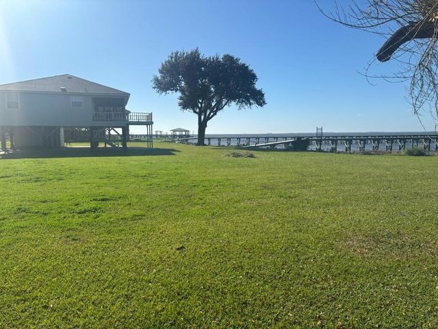 Big Lake Rd, Lake Charles, LA 70605