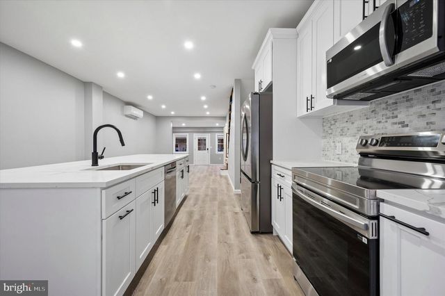 547 S YEWDALL ST, Philadelphia, PA 19143