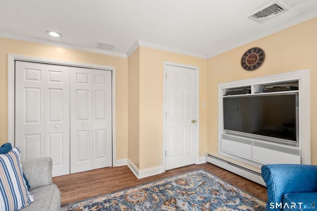 17 Winnipauk Drive, Norwalk, CT 06851