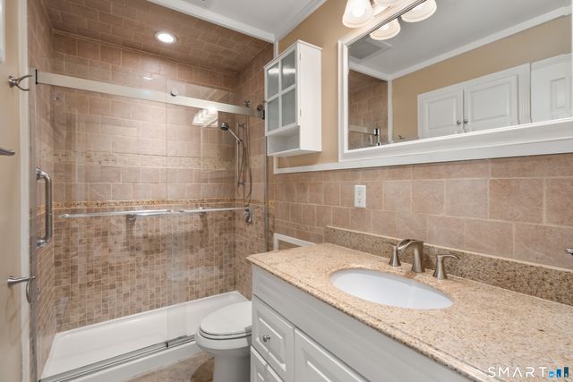 17 Winnipauk Drive, Norwalk, CT 06851