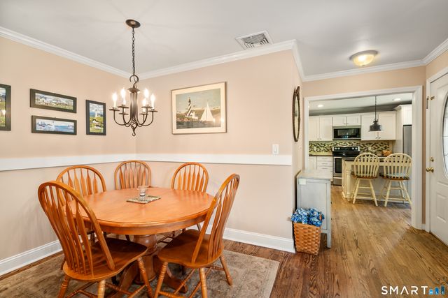 17 Winnipauk Drive, Norwalk, CT 06851