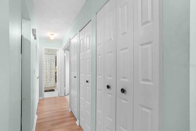 1102 HAREFIELD CIRCLE, Sun City Center, FL 33573