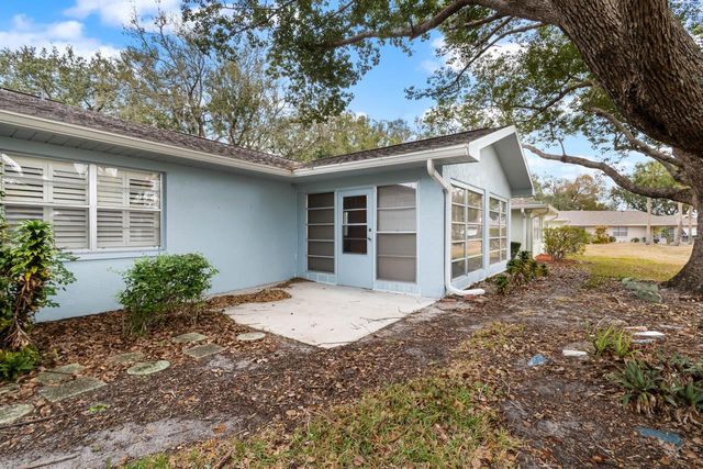 1102 HAREFIELD CIRCLE, Sun City Center, FL 33573