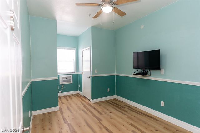 9708 Enniskeen Avenue, Las Vegas, NV 89129
