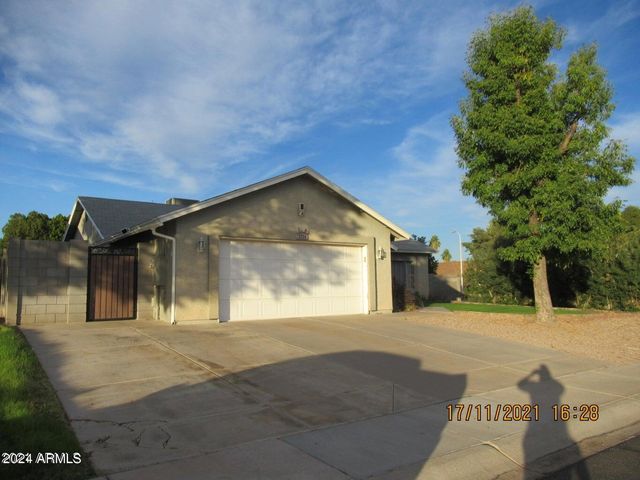2324 W Highland Court, Chandler, AZ 85224