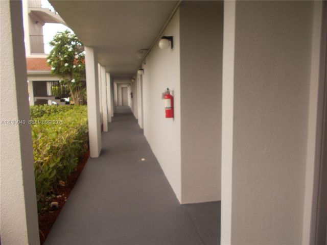 1400 SW 124th Ter 106Q, Pembroke Pines, FL 33027