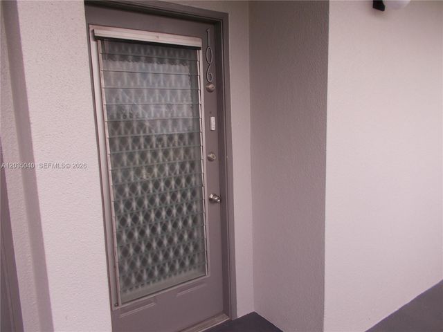 1400 SW 124th Ter 106Q, Pembroke Pines, FL 33027
