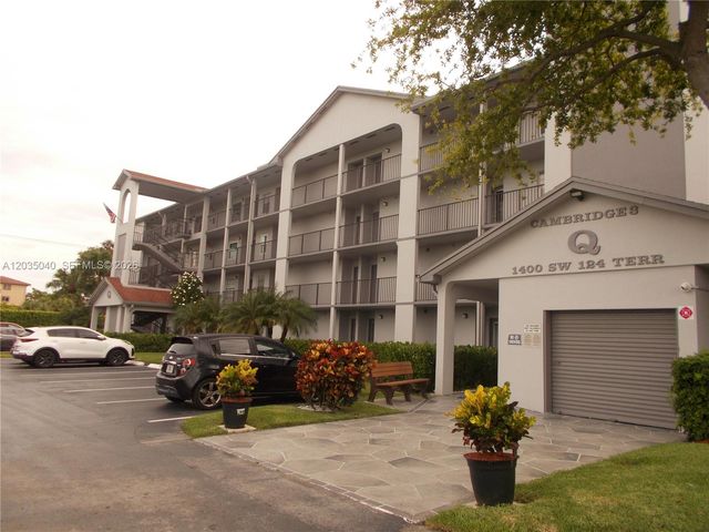 1400 SW 124th Ter 106Q, Pembroke Pines, FL 33027
