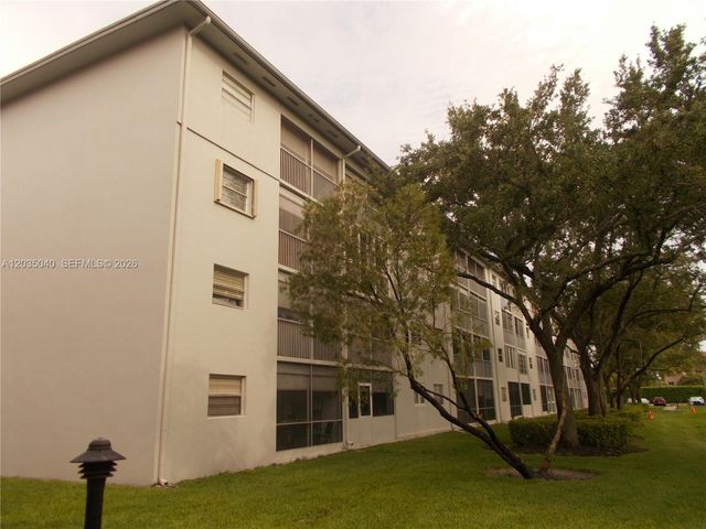 1400 SW 124th Ter 106Q, Pembroke Pines, FL 33027