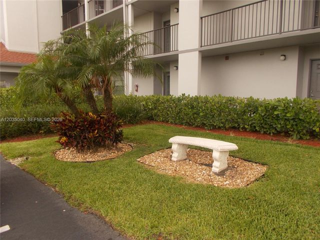 1400 SW 124th Ter 106Q, Pembroke Pines, FL 33027