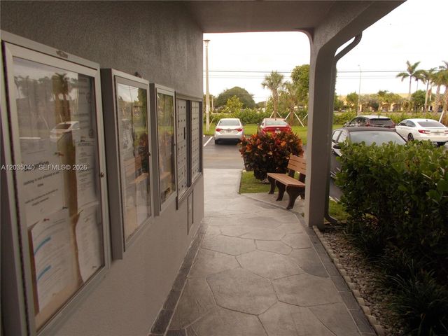 1400 SW 124th Ter 106Q, Pembroke Pines, FL 33027
