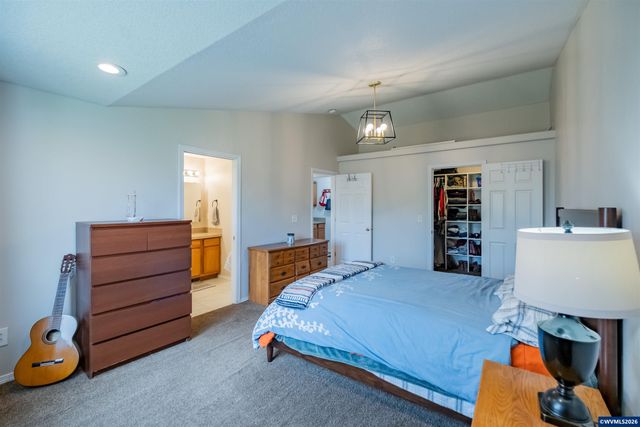 611 Hobson St, Stayton, OR 97383