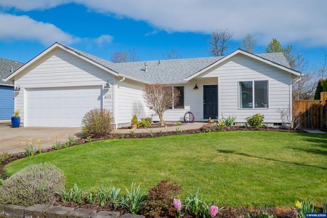 611 Hobson St, Stayton, OR 97383