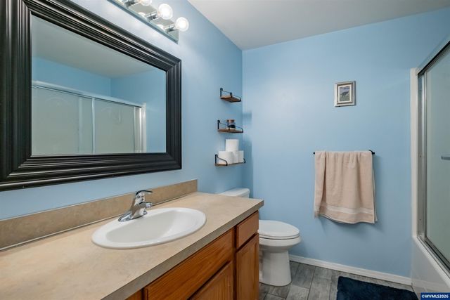 611 Hobson St, Stayton, OR 97383