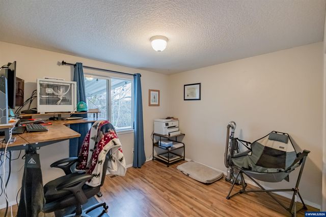 611 Hobson St, Stayton, OR 97383