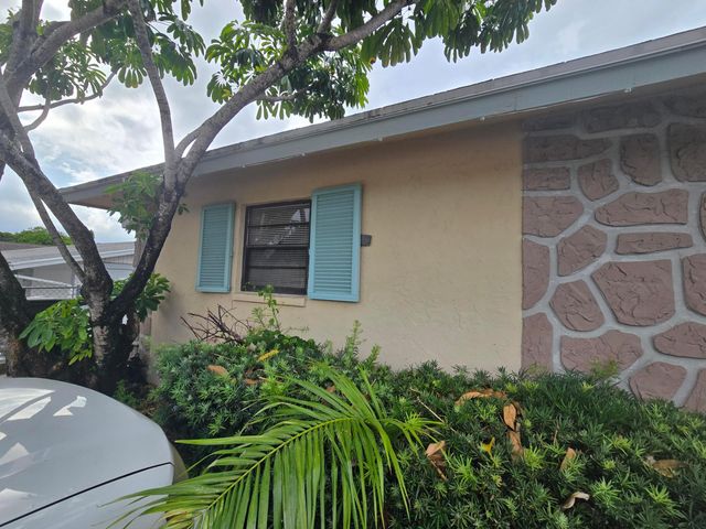 1005 Green Street, West Palm Beach, FL 33405