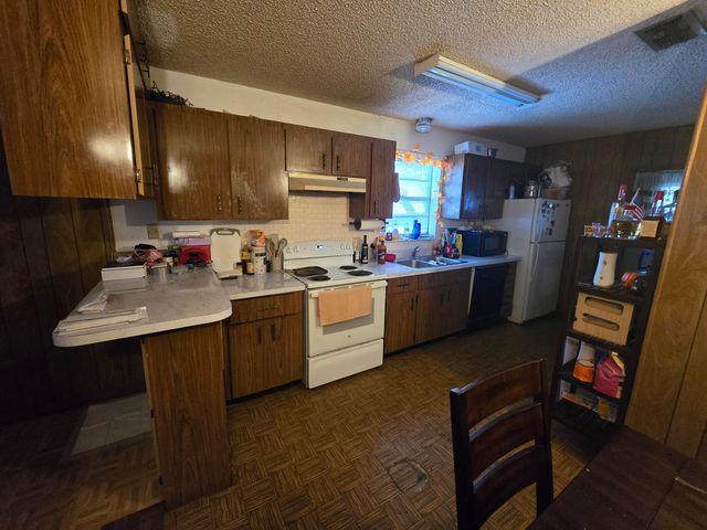 1005 Green Street, West Palm Beach, FL 33405