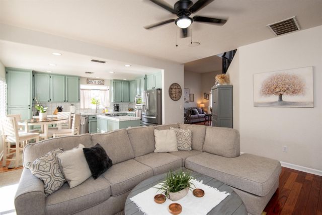 1108 Mandarin Ct, Modesto, CA 95350