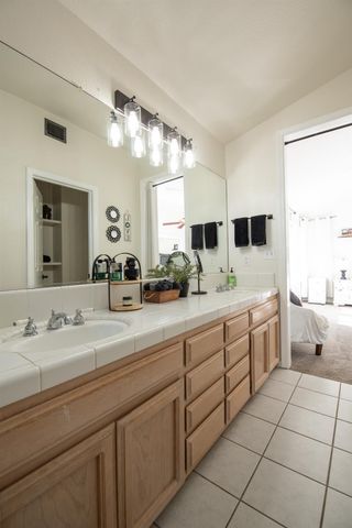 1108 Mandarin Ct, Modesto, CA 95350