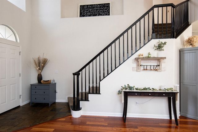 1108 Mandarin Ct, Modesto, CA 95350