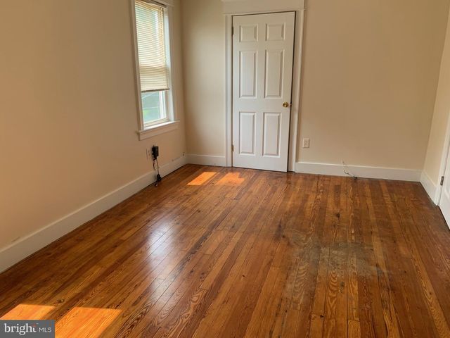 56 CHURCH ST, Willow Grove, PA 19090