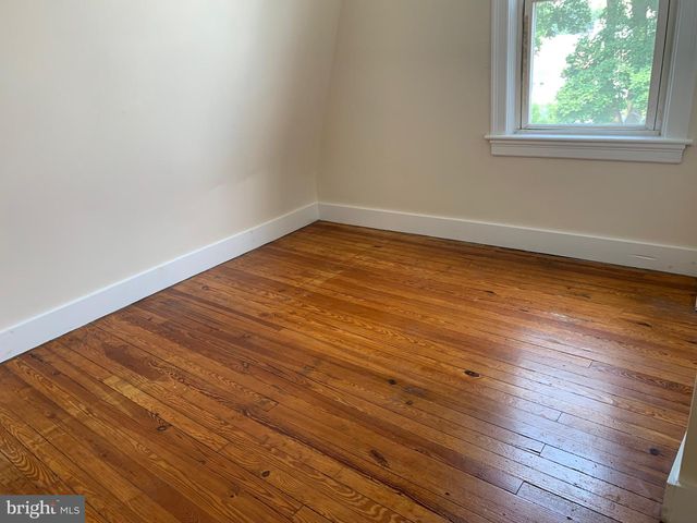 56 CHURCH ST, Willow Grove, PA 19090