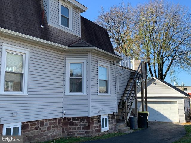 56 CHURCH ST, Willow Grove, PA 19090