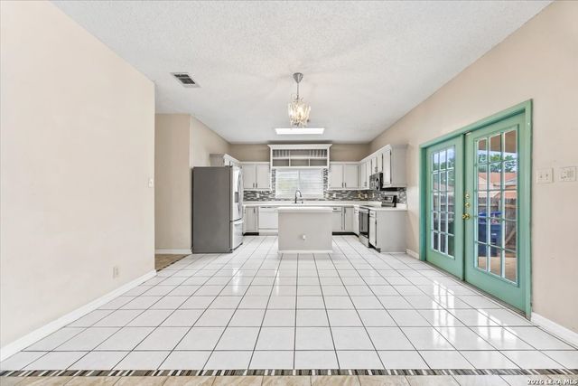 7103 MISTY BRK, San Antonio, TX 78250