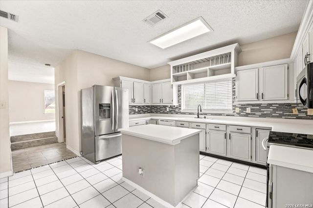 7103 MISTY BRK, San Antonio, TX 78250