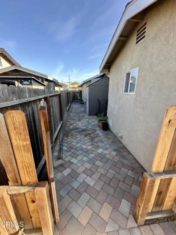 1031 Redwood Street, Oxnard, CA 93033
