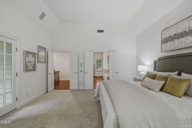 90028 Hoey, Chapel Hill, NC 27517