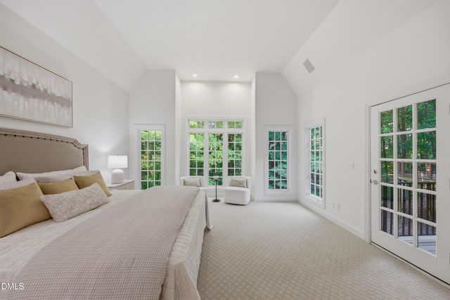90028 Hoey, Chapel Hill, NC 27517