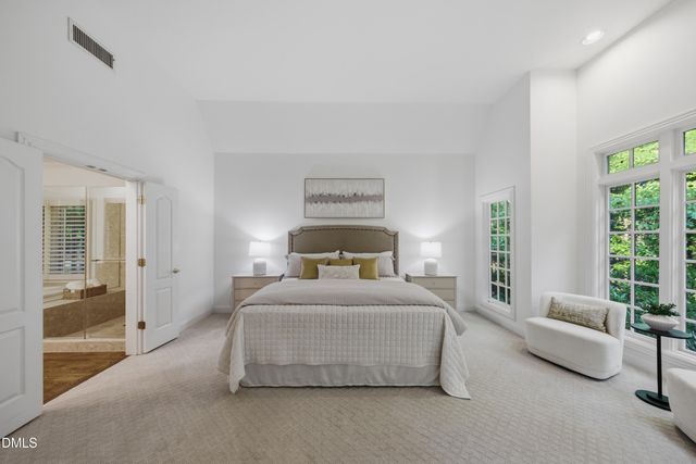 90028 Hoey, Chapel Hill, NC 27517